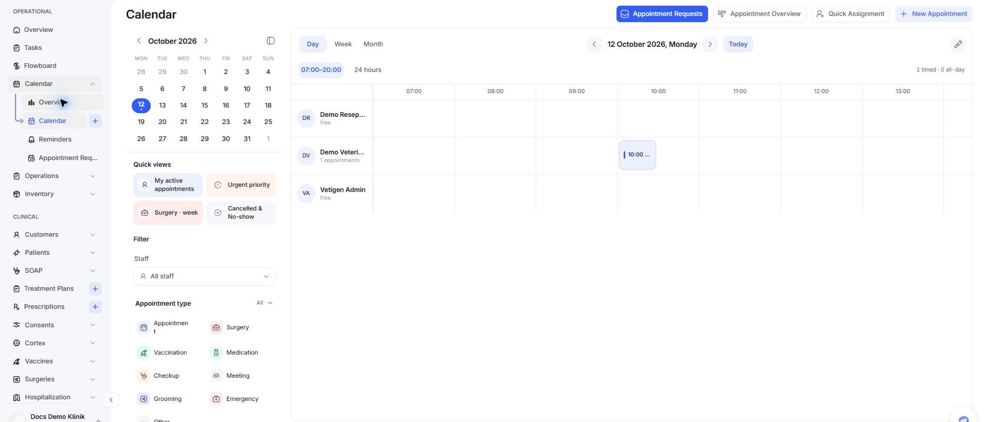 Luna appointment at 10:00 in Demo Veteriner's column on the October 12, 2026 calendar day.